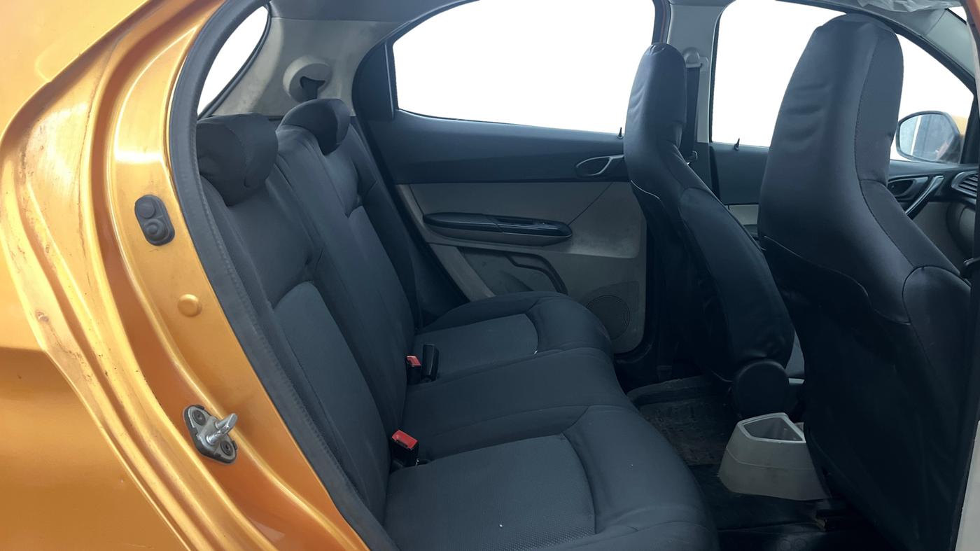 2017 Tata Tiago XM PETROL, CNG, Manual, 88,976 km, Right Side Rear Door Cabin