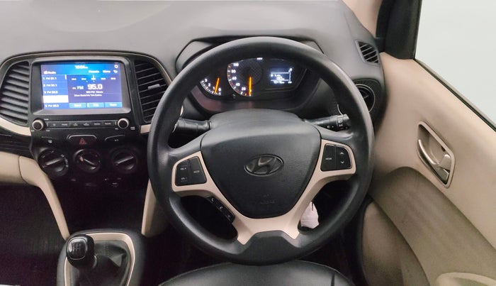 2019 Hyundai NEW SANTRO SPORTZ CNG, CNG, Manual, 79,475 km, Steering Wheel Close Up
