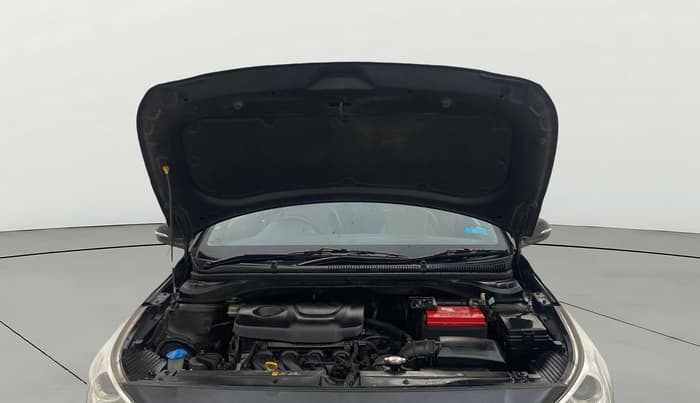 2017 Hyundai Verna 1.6 VTVT SX (O) AT, Petrol, Automatic, 93,308 km, Open Bonet