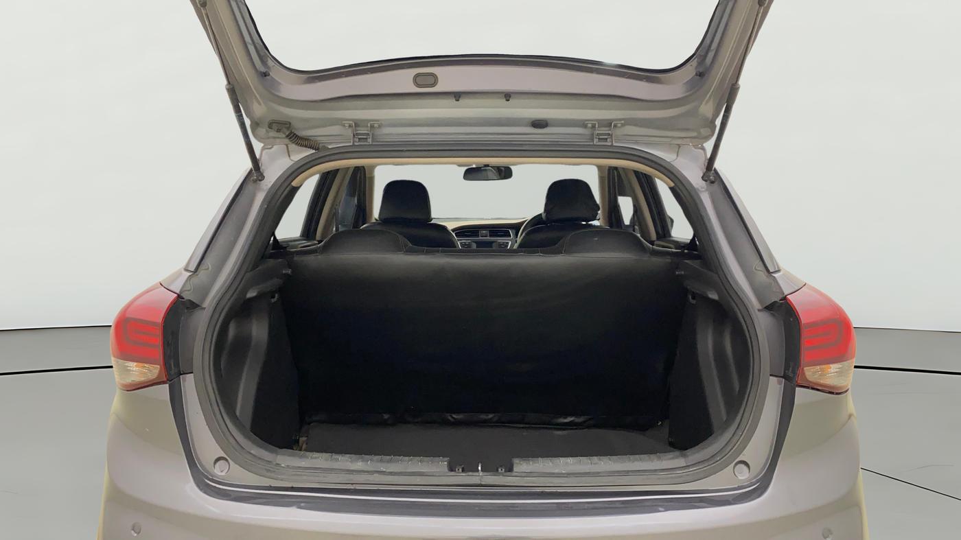2019 Hyundai Elite i20 MAGNA PLUS 1.2, Petrol, Manual, 65,620 km, Boot Open Zoomed View