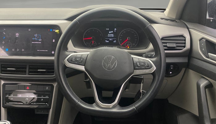 2023 Volkswagen TAIGUN Topline 1.0 TSI MT (Electric Seats), Petrol, Manual, 32,049 km, Steering Wheel Close Up
