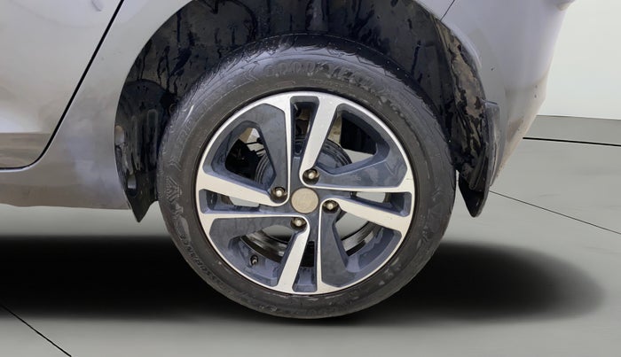 2022 Tata ALTROZ XZ PLUS PETROL, Petrol, Manual, 70,104 km, Left Rear Wheel