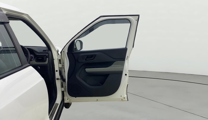 2023 Tata PUNCH ADVENTURE MT, CNG, Manual, 80,449 km, RHS Front Door