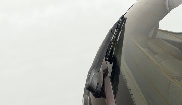 2016 Mahindra XUV500 W10 AT, Diesel, Automatic, 89,467 km, Rear Wiper