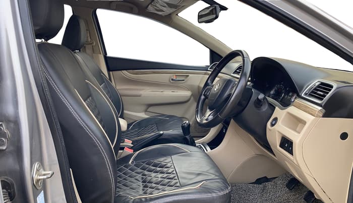 2021 Maruti Ciaz ALPHA 1.5 SHVS PETROL, Petrol, Manual, 46,917 km, Right Side Front Door Cabin