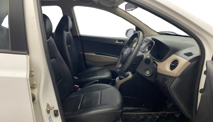 2014 Hyundai Xcent S 1.2, Petrol, Manual, 77,381 km, Right Side Front Door Cabin