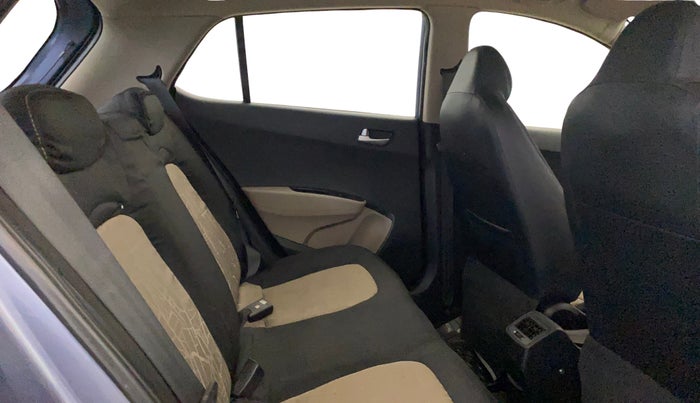 2014 Hyundai Grand i10 SPORTZ 1.2 KAPPA VTVT, Petrol, Manual, 89,175 km, Right Side Rear Door Cabin