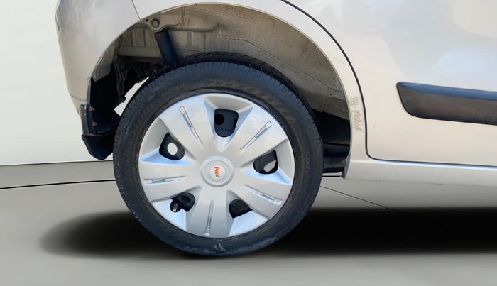 2017 Maruti Wagon R 1.0 VXI, Petrol, Manual, 36,178 km, Right Rear Wheel