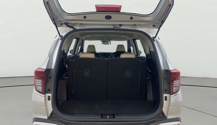 2022 KIA CARENS LUXURY PLUS 1.4 PETROL 6 STR, Petrol, Manual, 80,093 km, Boot Open Zoomed View