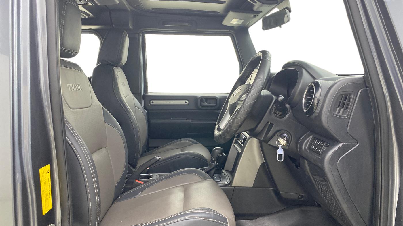2021 Mahindra Thar LX PETROL HT 4WD AT, Petrol, Automatic, 33,928 km, Right Side Front Door Cabin