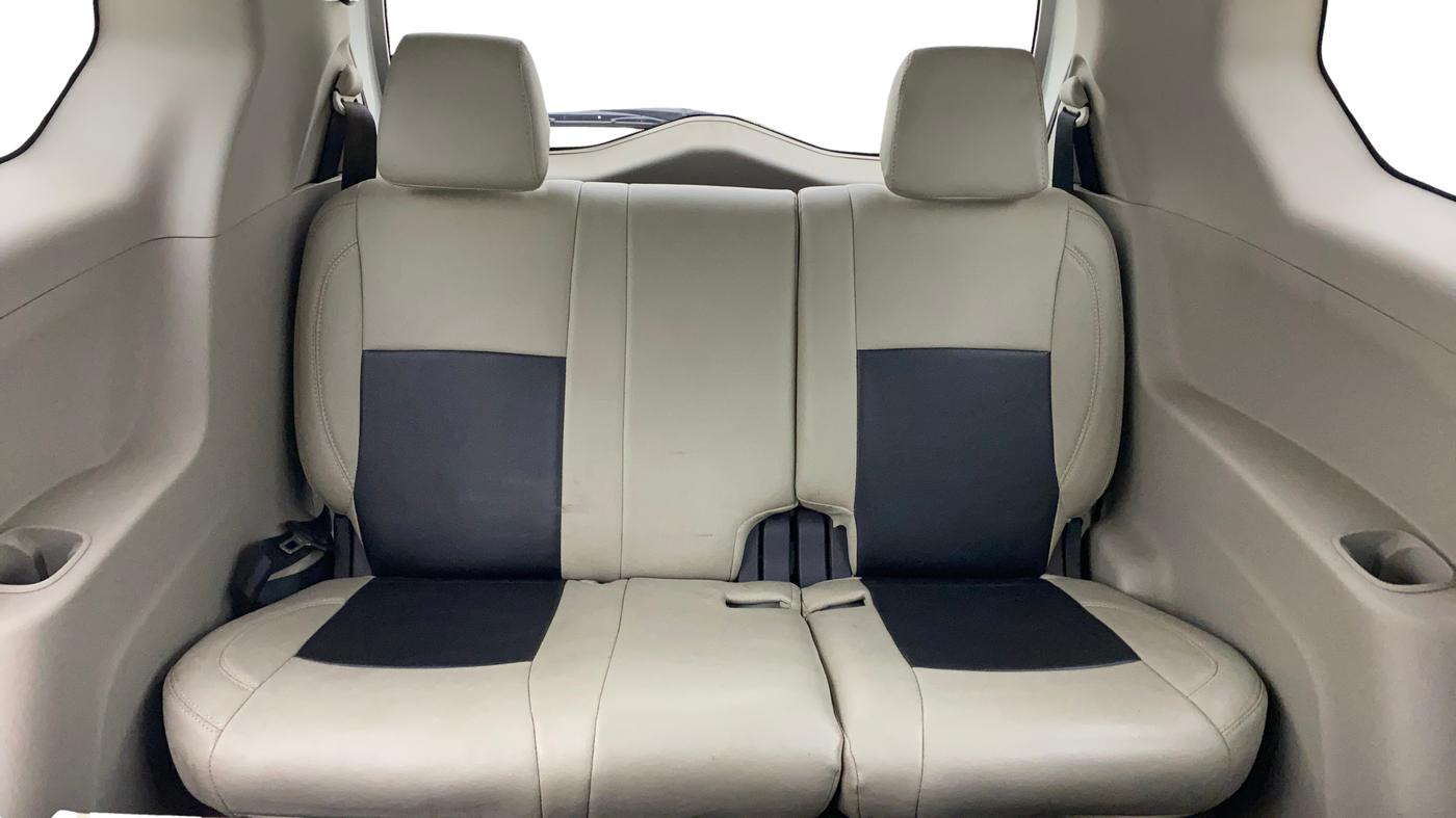 2019 Mahindra MARAZZO M4 8 STR, Diesel, Manual, 1,10,656 km, Third Seat Row ( optional )