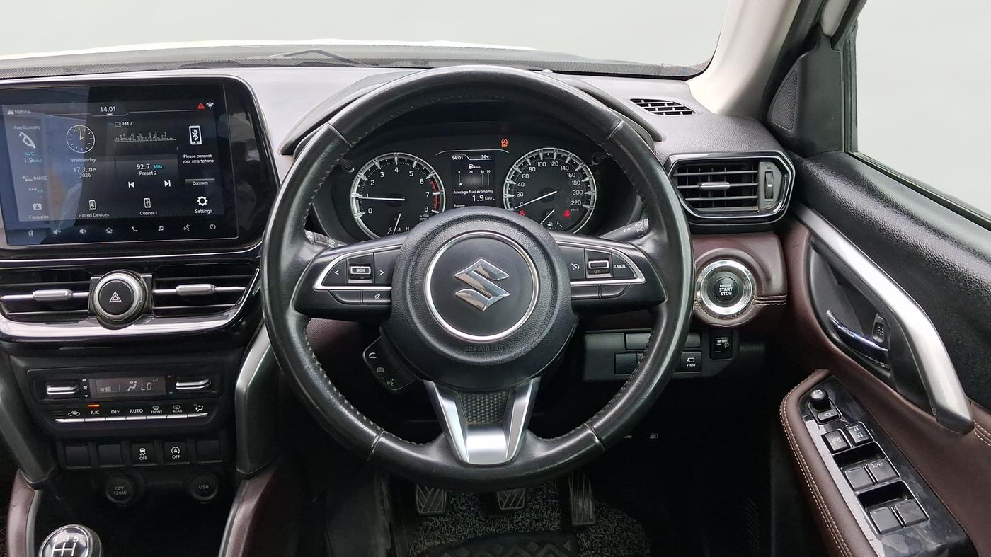 2023 Maruti Grand Vitara ALPHA SMART HYBRID, Petrol, Manual, 89,305 km, Steering Wheel Close Up