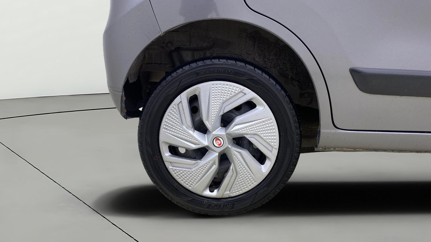 2015 Maruti Wagon R 1.0 VXI, Petrol, Manual, 22,149 km, Right Rear Wheel