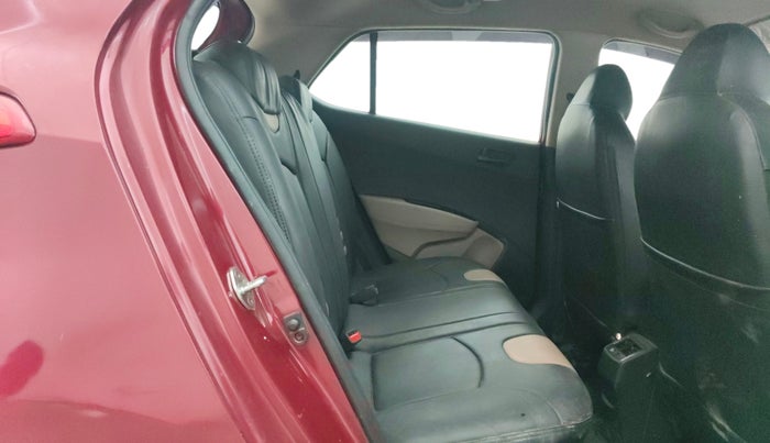 2015 Hyundai Grand i10 MAGNA 1.2 KAPPA VTVT, CNG, Manual, 67,066 km, Right Side Rear Door Cabin