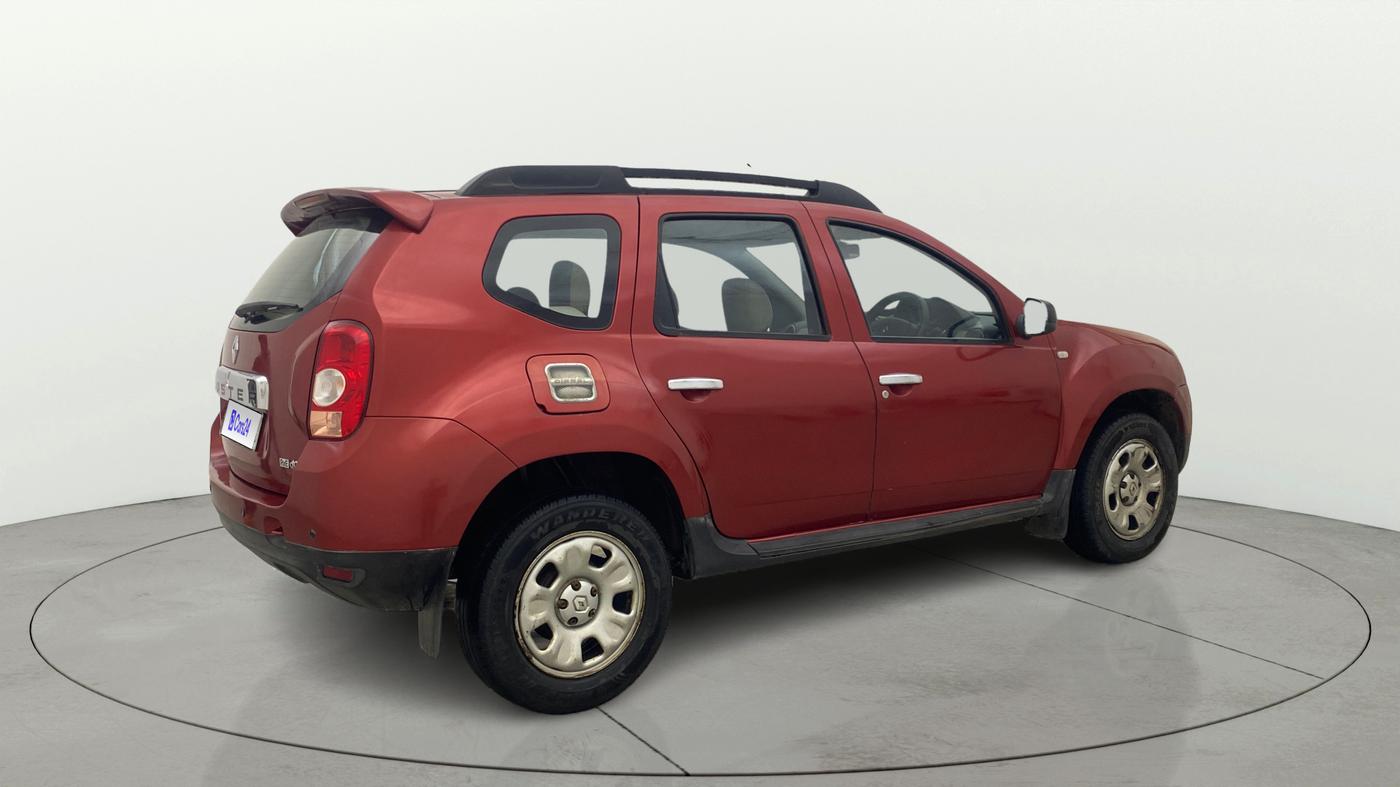 2015 Renault Duster 85 PS RXL DIESEL, Diesel, Manual, 1,18,559 km, Right Back Diagonal