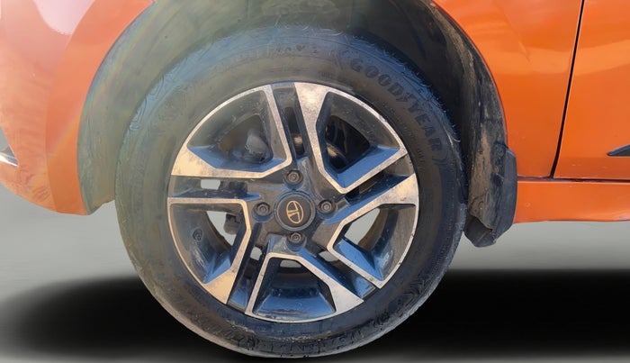 2018 Tata Tiago XZ PLUS PETROL, Petrol, Manual, 72,122 km, Left Front Wheel