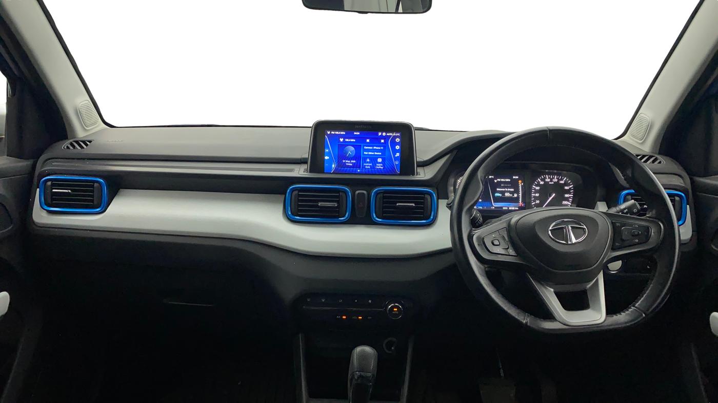 2021 Tata PUNCH CREATIVE  AMT, Petrol, Automatic, 50,148 km, Dashboard