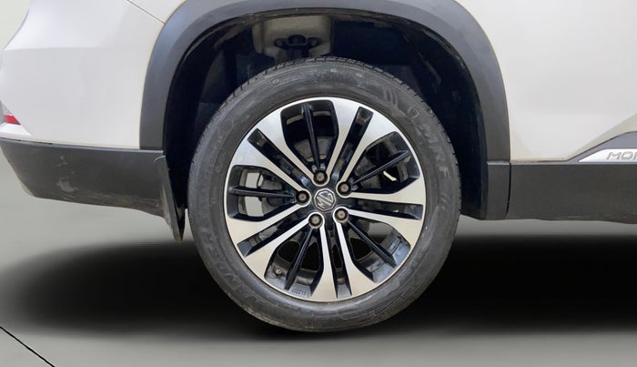 2021 MG HECTOR PLUS SELECT 2.0 DIESEL TURBO MT 7-STR, Diesel, Manual, 54,471 km, Right Rear Wheel