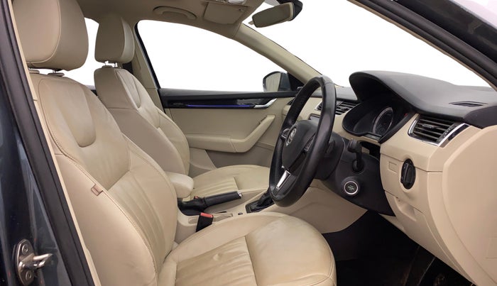 2018 Skoda Octavia L&K 1.8 TSI AT, Petrol, Automatic, 57,765 km, Right Side Front Door Cabin