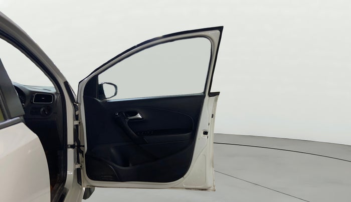 2016 Volkswagen Polo GT TSI AT, Petrol, Automatic, 61,343 km, RHS Front Door