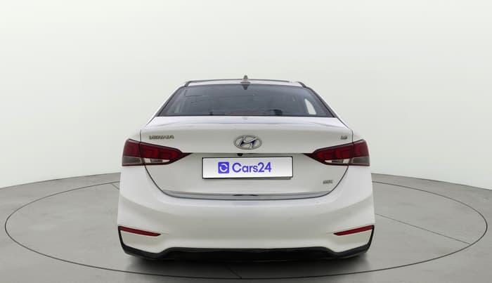 2018 Hyundai Verna 1.6 VTVT SX (O) AT, Petrol, Automatic, 69,160 km, Back/Rear