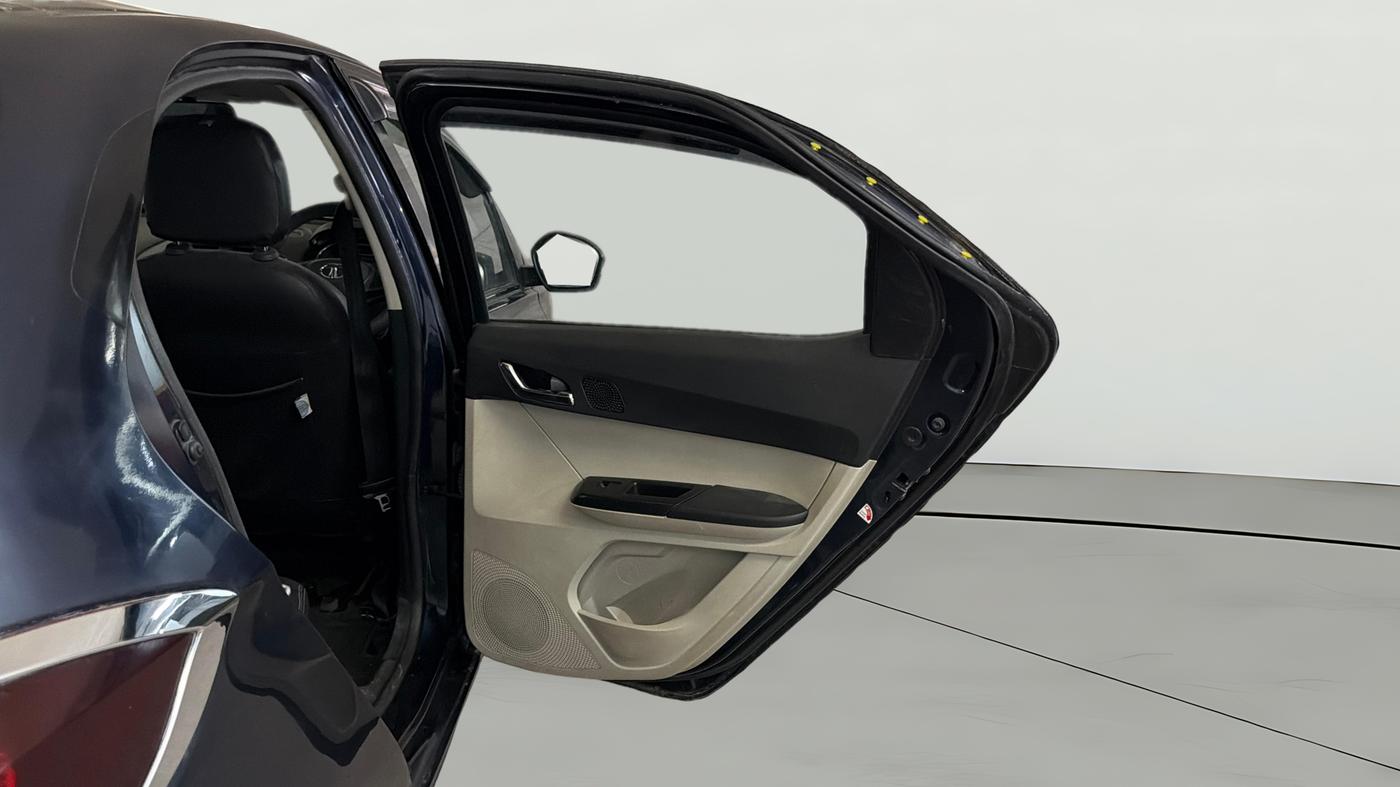 2022 Tata Tiago XZ PLUS PETROL, Petrol, Manual, 37,108 km, RHS Rear Door