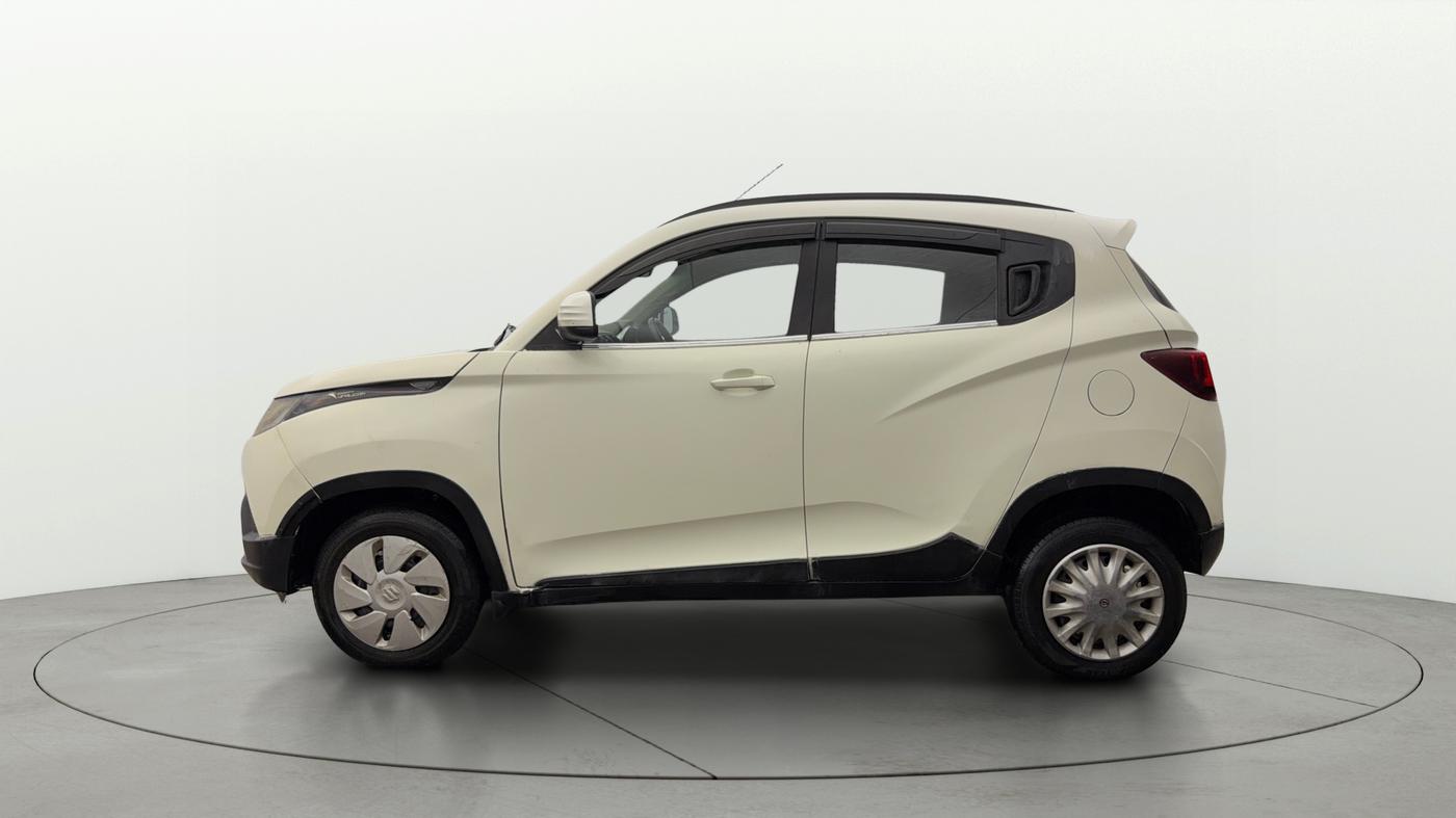 2016 Mahindra Kuv100 K6 D 6 STR, Diesel, Manual, 68,044 km, Left Side