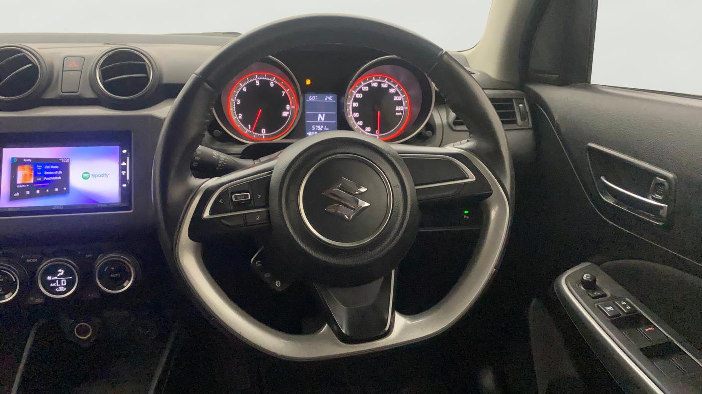 2018 Maruti Swift ZXI AMT, Petrol, Automatic, 57,878 km, Steering Wheel Close Up