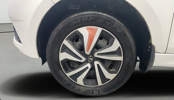 2017 Tata Tiago WIZZ EDITION PETROL, Petrol, Manual, 41,847 km, Left Front Wheel