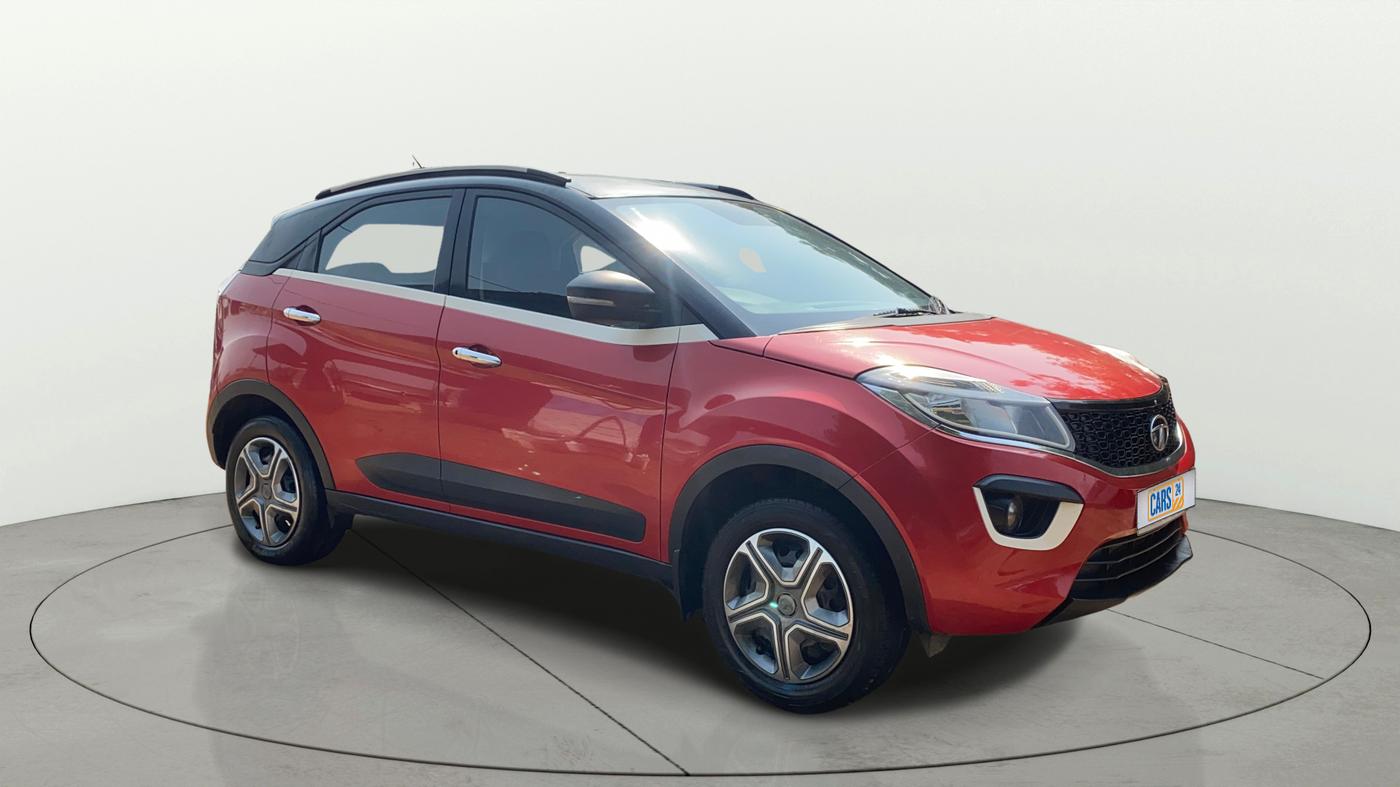 2018 Tata NEXON XM PETROL, CNG, Manual, 96,263 km, Right Front Diagonal