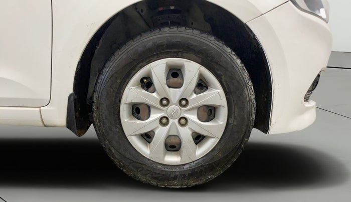 2016 Hyundai Elite i20 MAGNA 1.2, Petrol, Manual, 55,738 km, Right Front Wheel