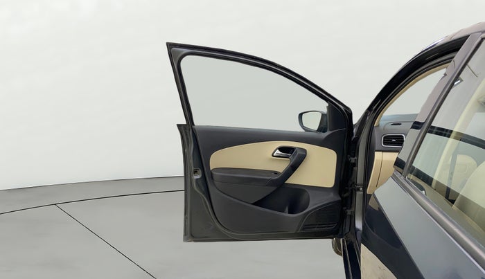 2017 Skoda Rapid STYLE 1.6 MPI AT, Petrol, Automatic, 78,050 km, LHS Front Door