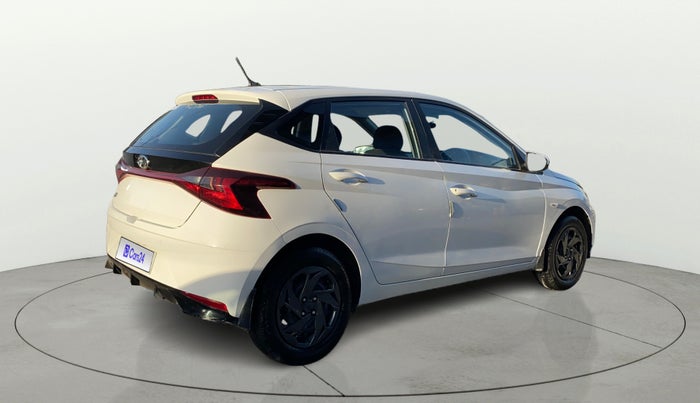 2022 Hyundai NEW I20 MAGNA 1.2 MT, Petrol, Manual, 55,771 km, Right Back Diagonal