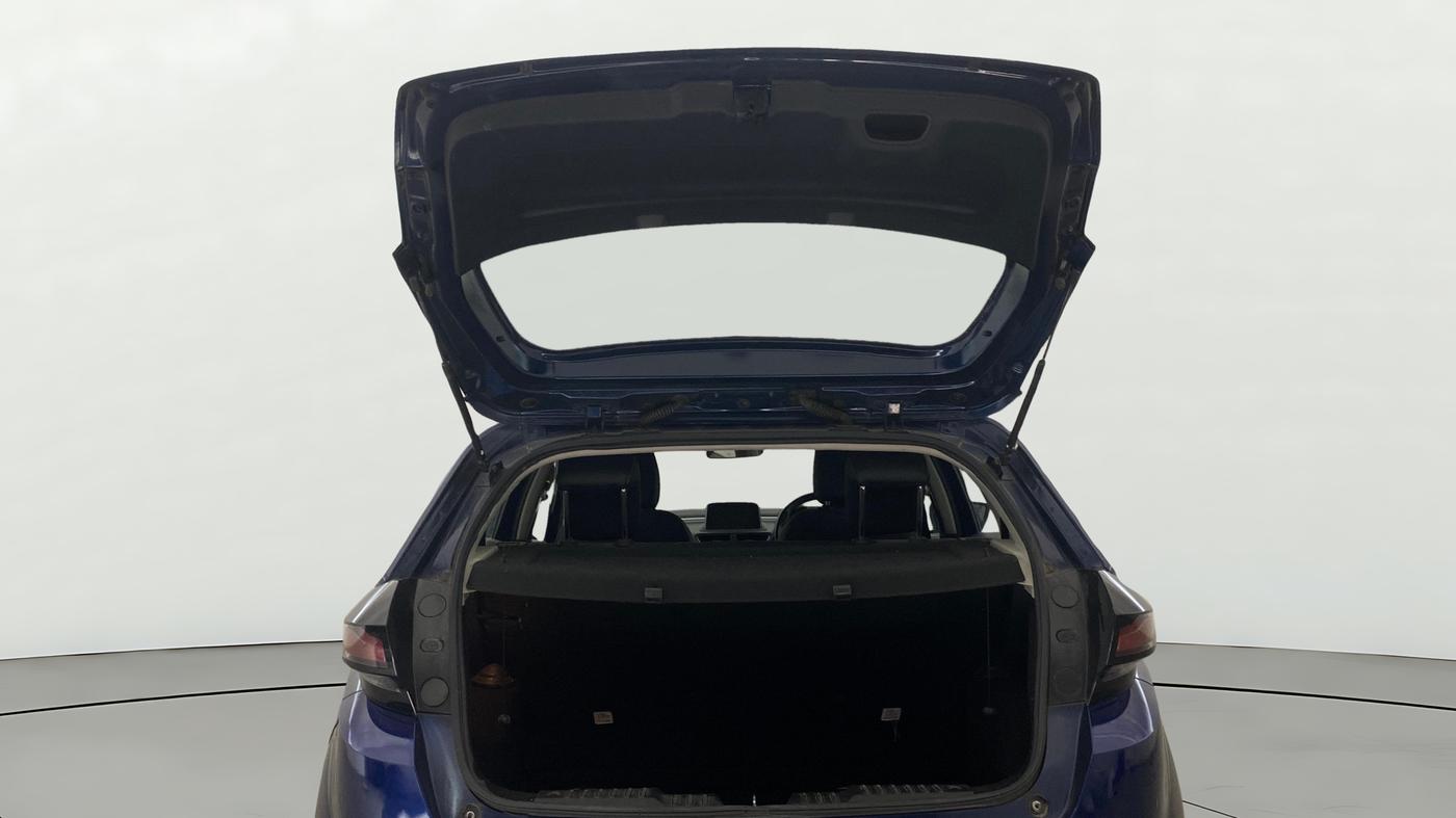 2022 Tata ALTROZ XZA PLUS, Petrol, Automatic, 20,451 km, Boot Door Open