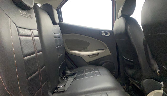 2015 Ford Ecosport TITANIUM 1.5L PETROL AT, Petrol, Automatic, 1,48,543 km, Right Side Rear Door Cabin