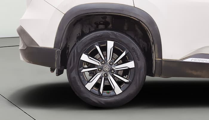 2020 MG HECTOR SHARP 2.0 DIESEL, Diesel, Manual, 1,17,192 km, Right Rear Wheel