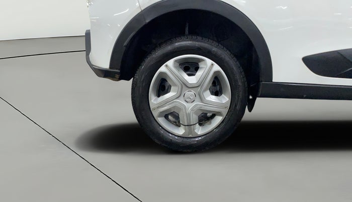 2022 Tata NEXON XM DIESEL, Diesel, Manual, 92,447 km, Right Rear Wheel