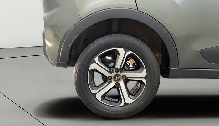 2021 Tata NEXON XZA PLUS (O) DIESEL DUAL TONE, Diesel, Automatic, 49,094 km, Right Rear Wheel