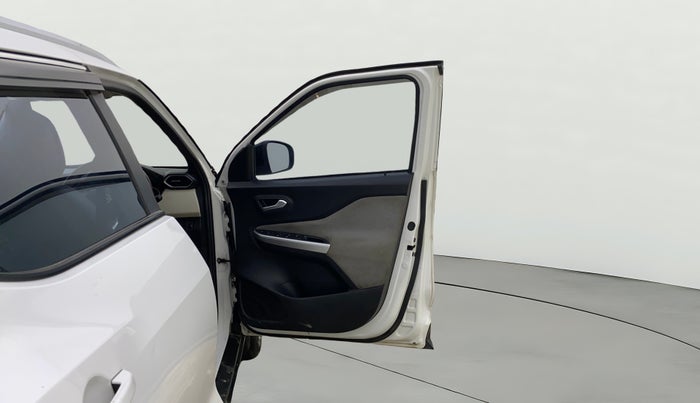 2021 Nissan MAGNITE XL, Petrol, Manual, 54,571 km, RHS Front Door