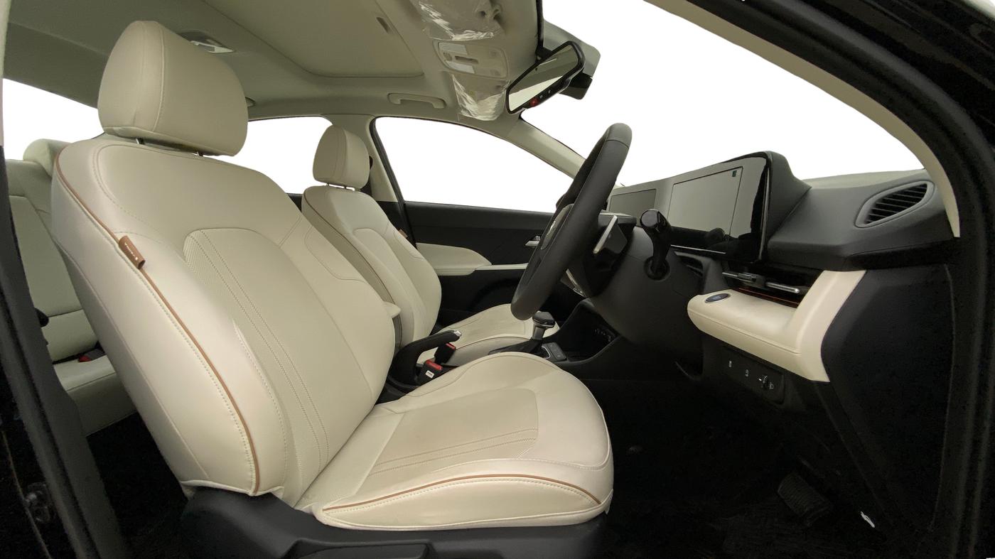 2025 Hyundai Verna SX(O) 1.5 MPI IVT , Petrol, Automatic, 261 km, Right Side Front Door Cabin