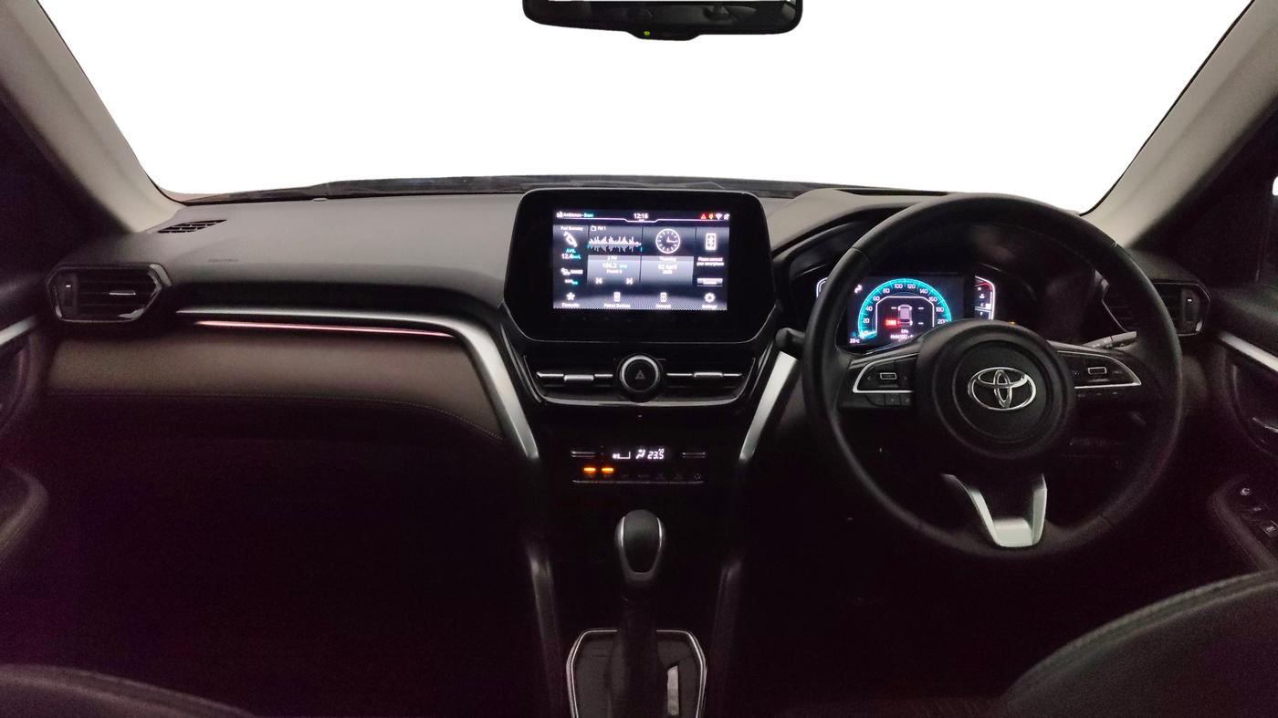 2023 Toyota URBAN CRUISER HYRYDER V HYBRID, Hybrid, Automatic, 89,766 km, Dashboard