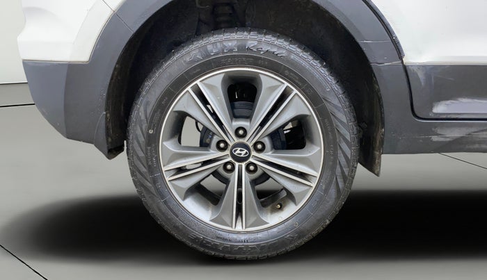 2016 Hyundai Creta SX PLUS AT 1.6 PETROL, CNG, Automatic, 71,230 km, Right Rear Wheel