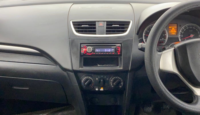 2014 Maruti Swift VXI, Petrol, Manual, 73,370 km, Air Conditioner