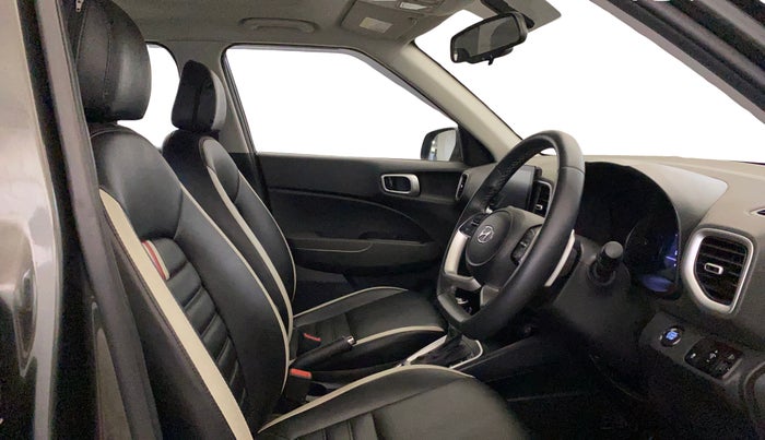 2021 Hyundai VENUE SX PLUS 1.0 TURBO DCT, Petrol, Automatic, 43,454 km, Right Side Front Door Cabin