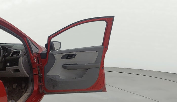 2020 Tata ALTROZ XT PETROL, Petrol, Manual, 56,124 km, RHS Front Door