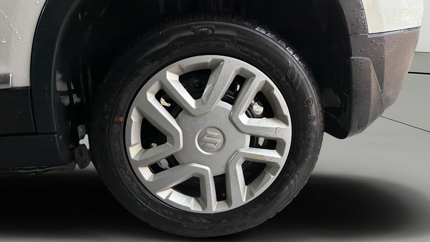 2021 Maruti Vitara Brezza VXI, Petrol, Manual, 96,997 km, Left Rear Wheel