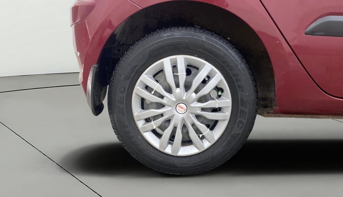 2016 Hyundai i10 SPORTZ 1.1, Petrol, Manual, 43,144 km, Right Rear Wheel