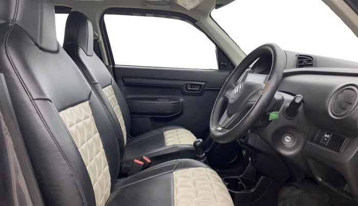 2022 Maruti S PRESSO VXI S-CNG, CNG, Manual, 9,122 km, Right Side Front Door Cabin