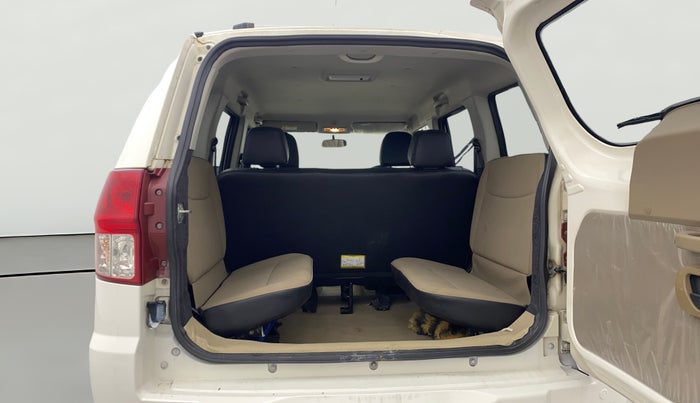 2018 Mahindra TUV 300 PLUS P8, Diesel, Manual, 31,709 km, Boot Open Zoomed View