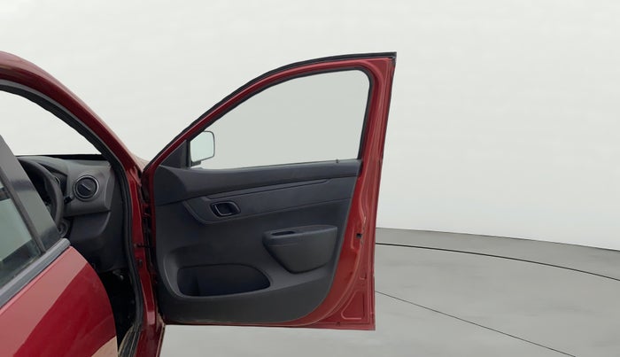 2016 Renault Kwid RXT 0.8, Petrol, Manual, 37,995 km, RHS Front Door